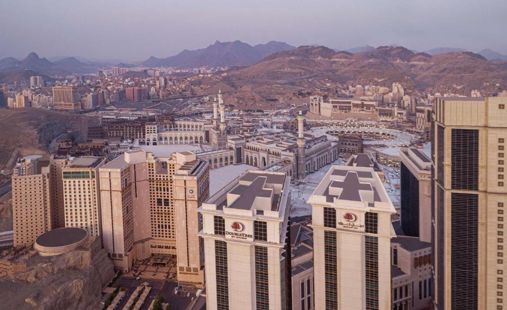 دبل تري من هيلتون مكة جبل عمر