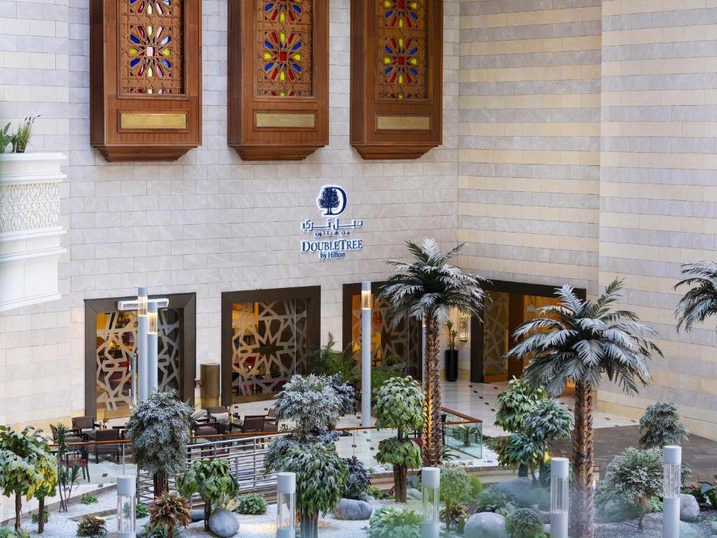 دبل تري من هيلتون مكة جبل عمر